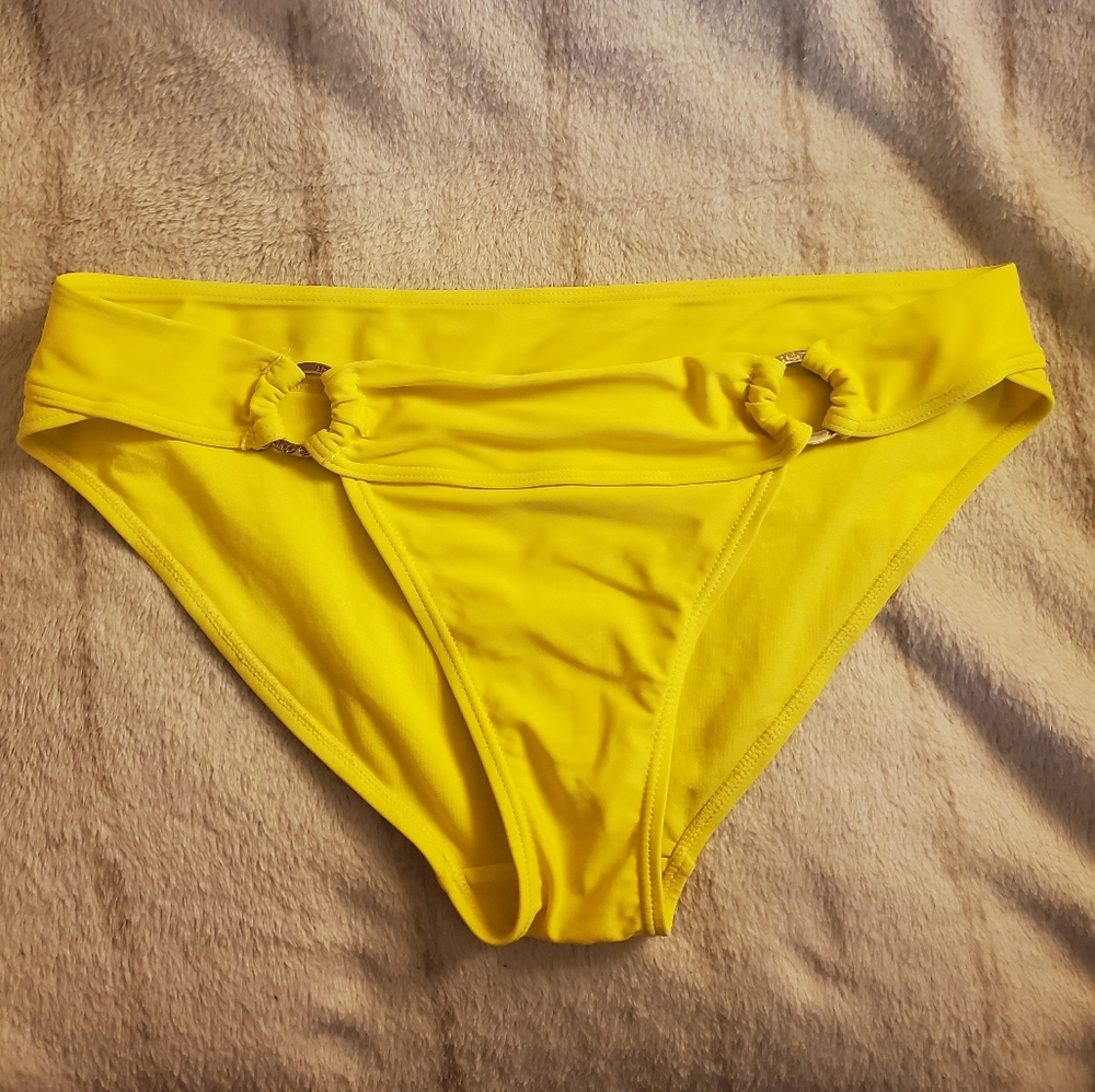 *LIKE NEW* Smart & sexy swim bikini bottoms